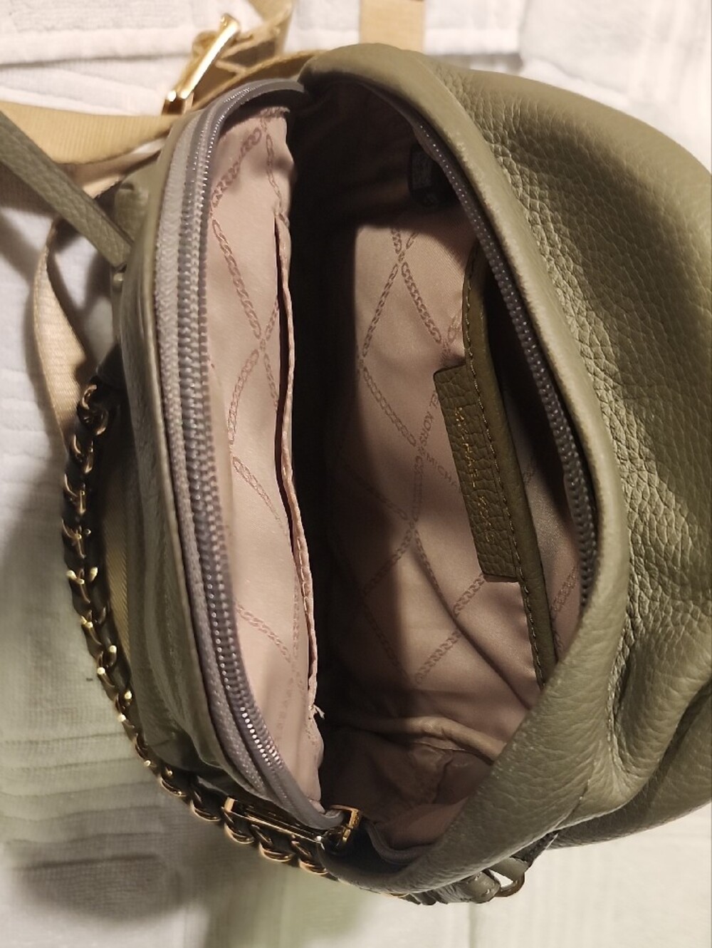 Michael Kors Olive Green Pebbled Leather Mini Backpack with Gold Chain - Picture 3 of 10